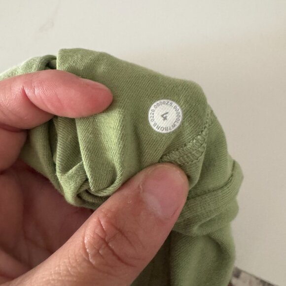 Lululemon Inner Glow Short 3" Terry Vista Green Size 4 Workout Athletic - Picture 4 of 4